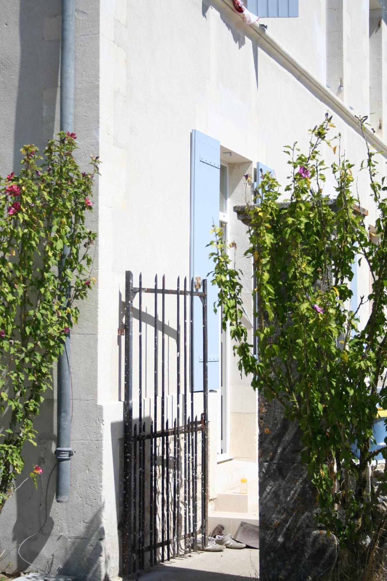 Hostal Le Domaine Des Aguins Saujon Exterior foto
