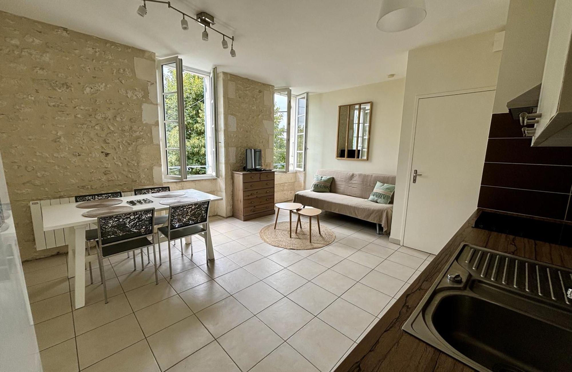 Hostal Le Domaine Des Aguins Saujon Exterior foto